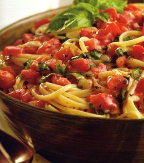 pasta tomaat-basilicum